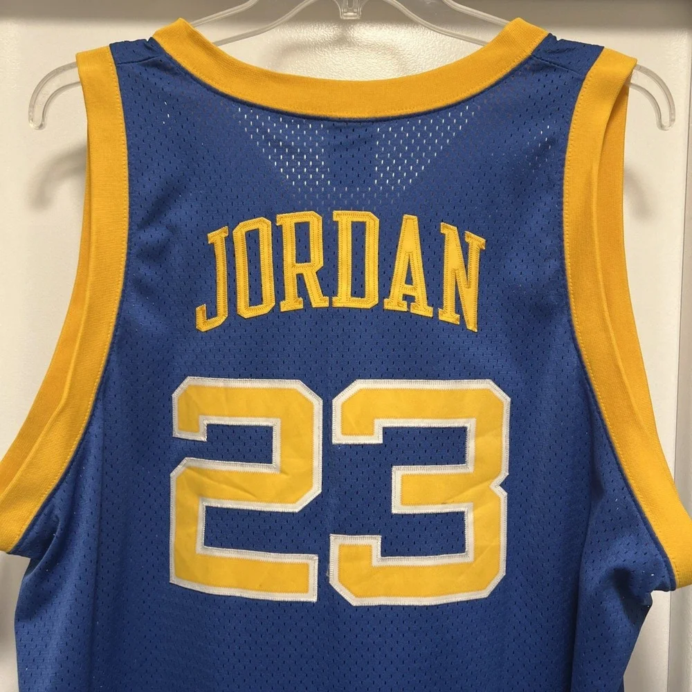 Jordan #23 BUCS Size 3 XL Vintage Jersey Stitched